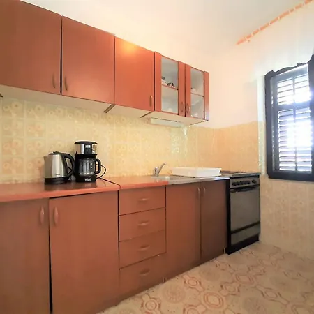 Near In Krk-insel Krk 45781 Apartament *